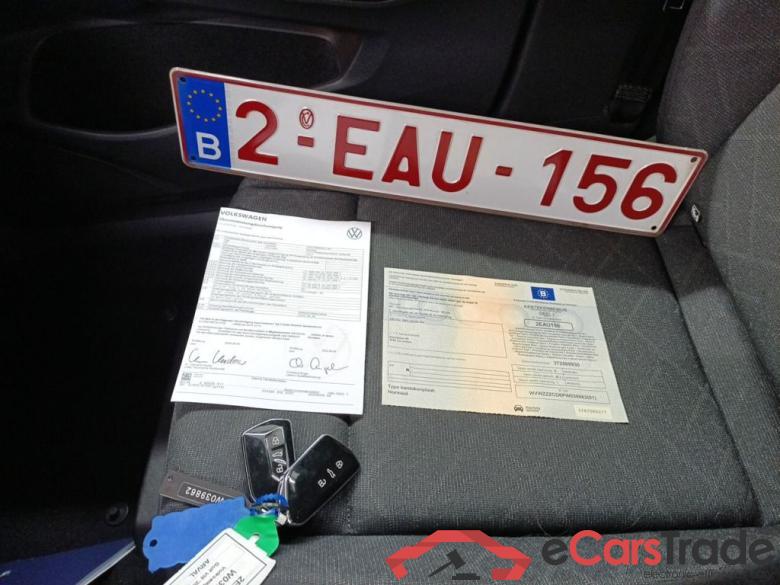 Volkswagen Golf VIII 1.0 eTSI 81kW Life Business DSG 5d #4