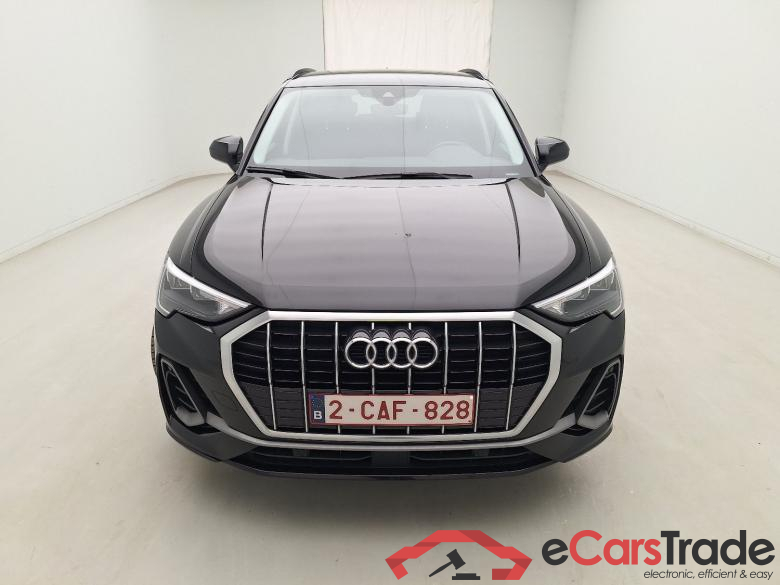 Audi, Q3 '18, Audi Q3 35 TDI S tronic S line Business Edition 5d
