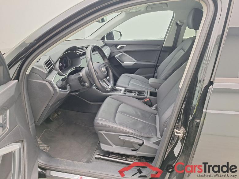 Audi, Q3 '18, Audi Q3 35 TDI S tronic S line Business Edition 5d #3