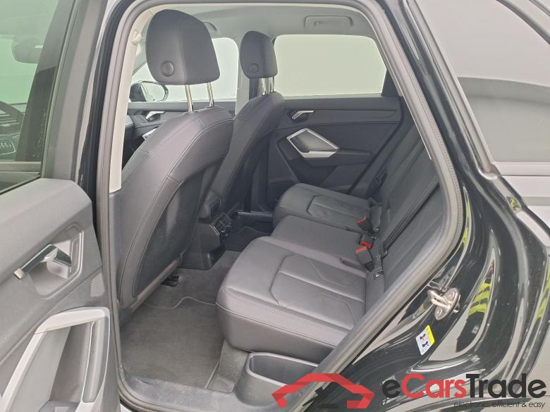 Audi, Q3 '18, Audi Q3 35 TDI S tronic S line Business Edition 5d #4