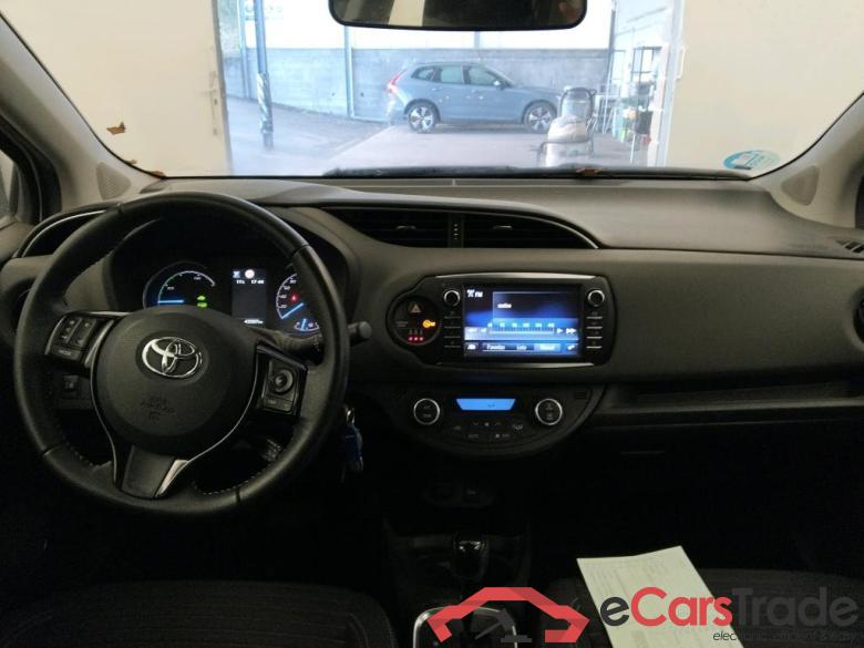 TOYOTA Yaris / 2017 / 5P / berlina con portón 1.5 100H Active #3