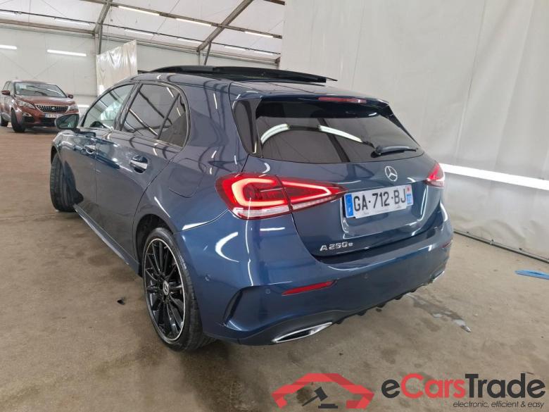 MERCEDES-BENZ Classe A Compact / 2018 / 5P / Berline A 250 e AMG Line 8G-DCT #2