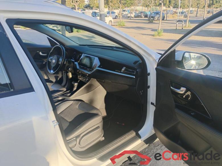 KIA Niro / 2019 / 5P / crossover 1.6 GDi HEV 104kW (141CV) Drive #6