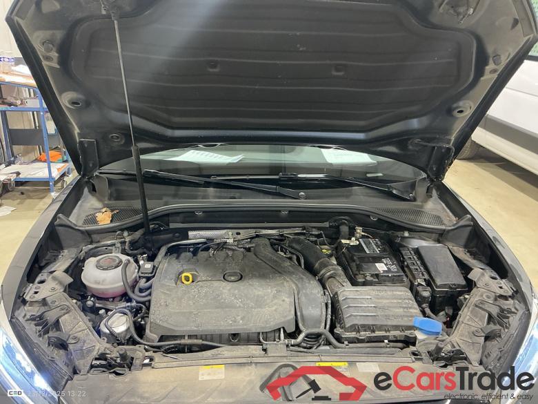 AUDI Q2 1.5 35 TFSI S TRONIC S LINE BUSINESS ED #6