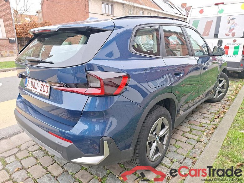 BMW X1 2.0 sDrive18d Aut. LED-Xenon LC-Pro Navi KeylessGo Camera Klima PDC ... #3