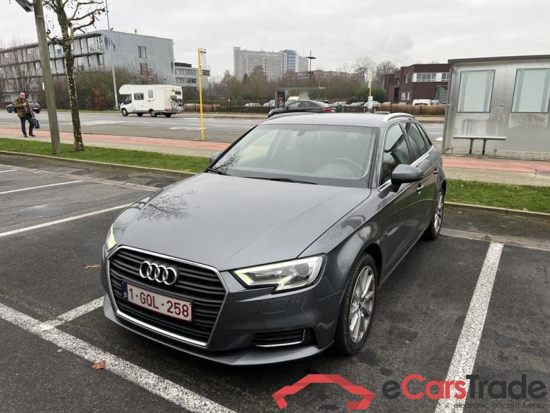AUDI A3 Sportback 35 TFSI ACT Design S tronic (EU6d-TEMP) #4