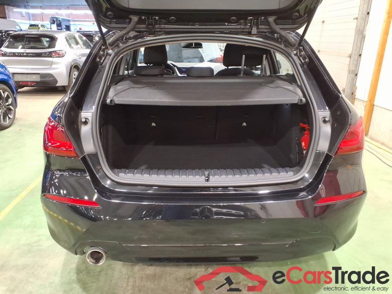 BMW 1 SERIES HATCH 1.5 116D (85KW) #3