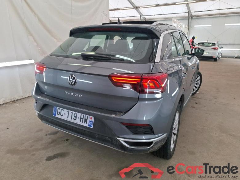 VOLKSWAGEN T-Roc / 2017 / 5P / SUV 1.5 TSI 150 EVO CARAT DSG7 #3