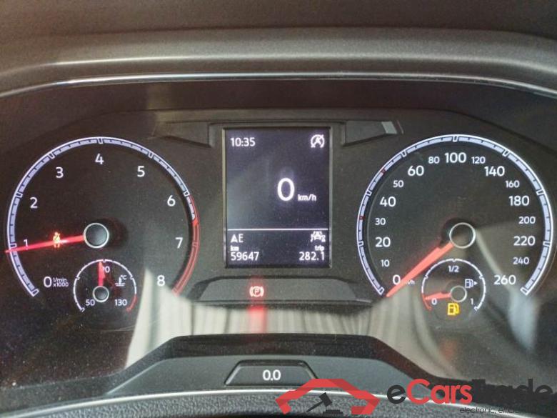 VOLKSWAGEN T-ROC / 2017 / 5P / SUV 1.0 TSI BUSINESS #4