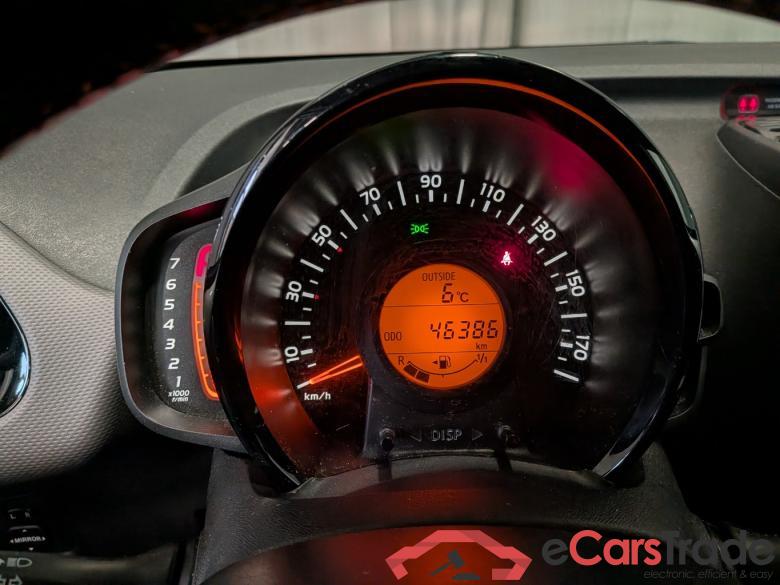 PEUGEOT 108 1.0 e-VTi Allure #6