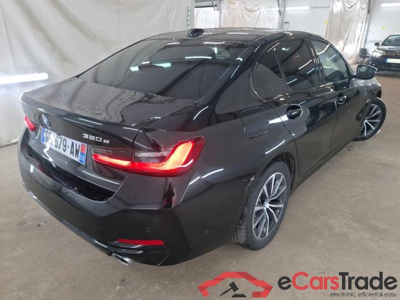 BMW Série 3 Berline / 2022 / 4P / Berline 320e 204ch Business Design BVA8 Hybride #3