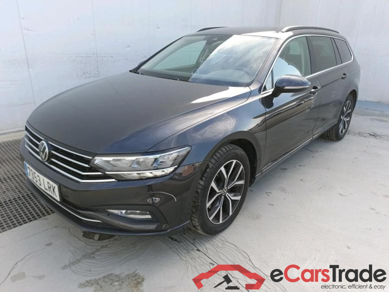 VOLKSWAGEN Passat / 2019 / 5P / familiar Variant Executive 2.0 TDI 110kW (150CV)