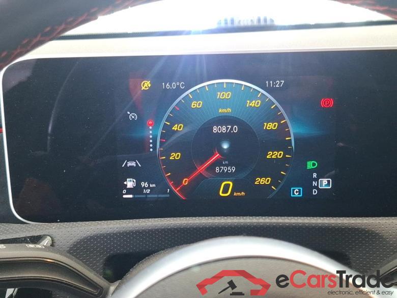 MERCEDES-BENZ Classe A Compact / 2018 / 5P / Berline A 180 AMG Line #6