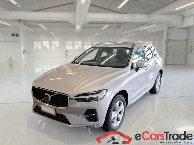 VOLVO XC60 / 2021 / 5P / SUV B5 D AWD AUTOMATICO CORE