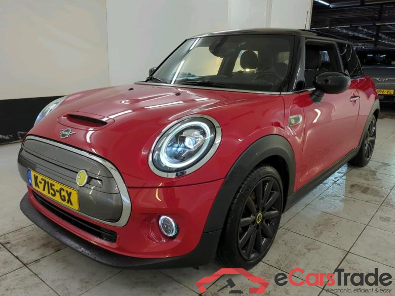 MINI Electric Essential 3d