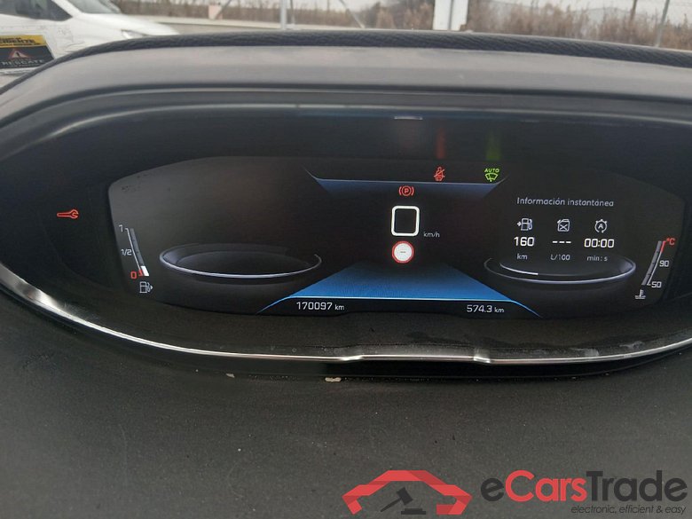 PEUGEOT 3008 / 2016 / 5P / todoterreno 1.5 BlueHDi 96kW (130CV) S&S Style #4