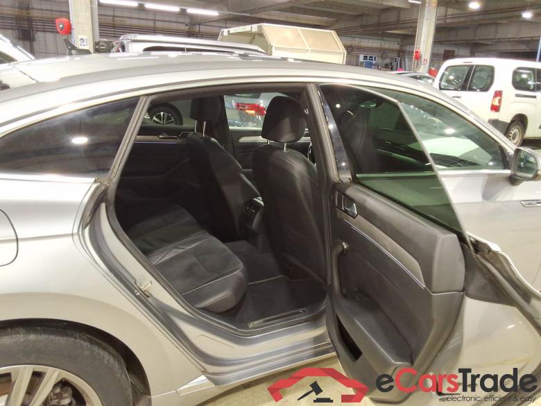 VOLKSWAGEN ARTEON DIESEL 2.0 TDi SCR R-Line (EU6.2) STOCK #5