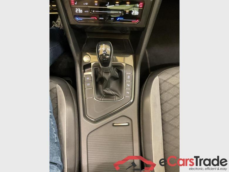 VOLKSWAGEN Tiguan R-Line Business Premium 2.0 TDI SCR 110 kW (150 ch) 7 vitesses DSG #6