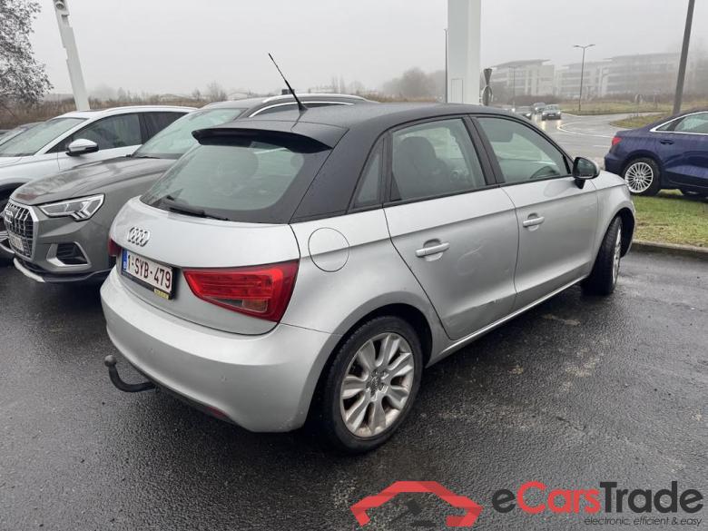 AUDI A1 Sportback Audi A1 Ambition  Sportback 1.2 TFSI  63(86) kW(ch) 5 vitesses #4