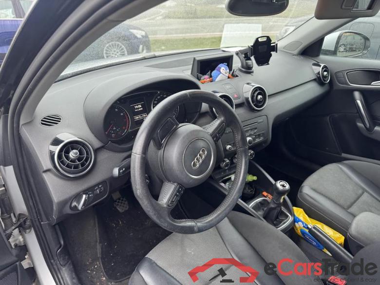 AUDI A1 Sportback Audi A1 Ambition  Sportback 1.2 TFSI  63(86) kW(ch) 5 vitesses #6