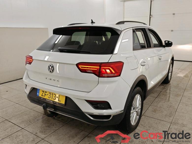 Volkswagen T-Roc 1.5 TSI 110KW Style 5d #2