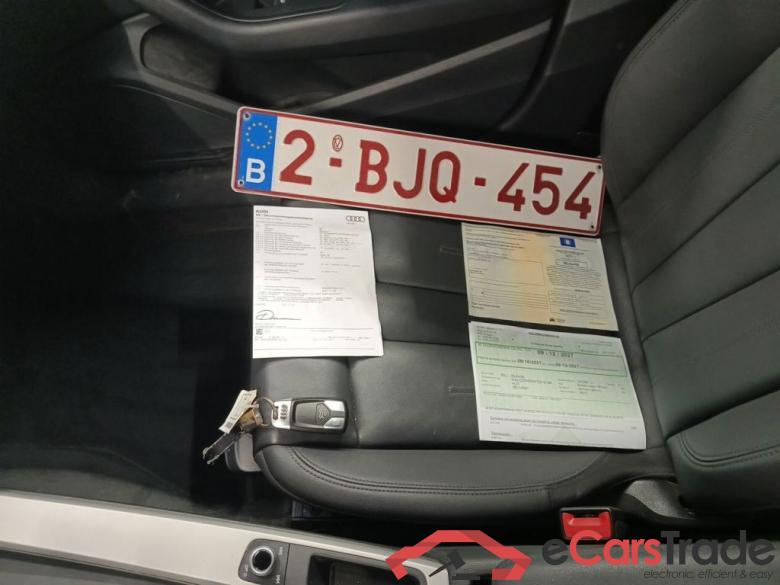 Audi A4 Avant 2.0 35 TDi 120kW S tronic Business Ed 5d #4