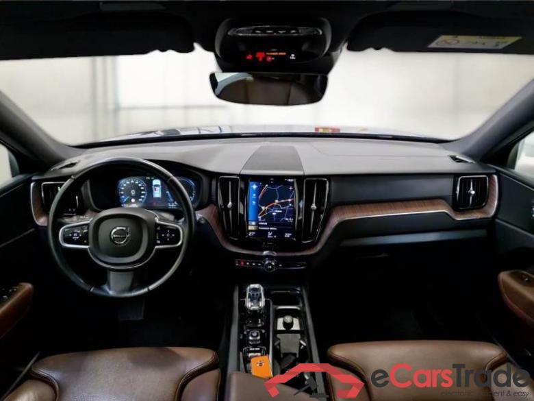 VOLVO XC60 / 2017 / 5P / SUV T6 PLUG-IN AWD AUTO RECHARGE INSCR. #3