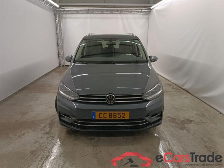 VOLKSWAGEN TOURAN DIESEL - 2.0 TDi 150 Highline 5d Auto #5