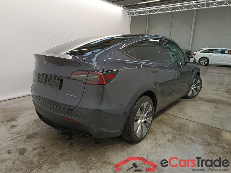 TESLA MODEL Y 72.5 kWh Dual Motor Long Range (324 kW) 5d #2