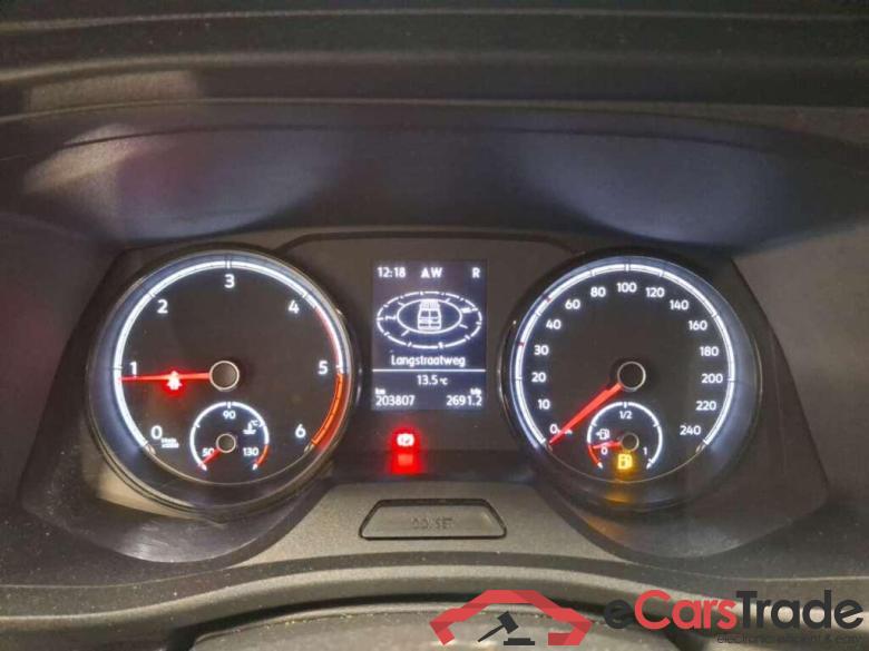 VOLKSWAGEN Transporter 2.0 TDI L1H1 32 DSG #4