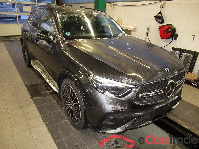 Mercedes-Benz GLC (BM 254)(06.2022->) DE - SUV5 GLC 200 EU6d, AMG Line 4Matic (EURO 6d), 2022 - 2024 #2
