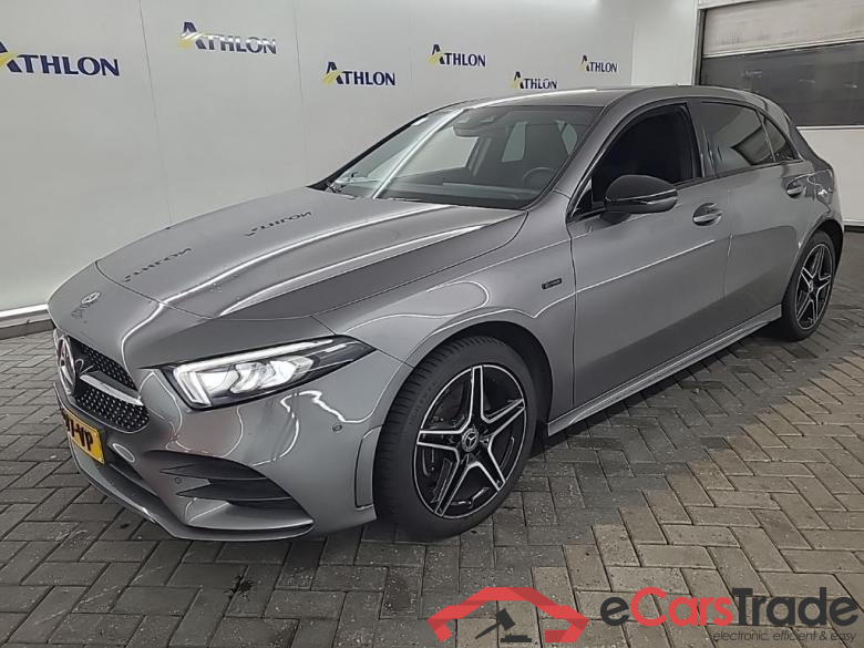 MERCEDES-BENZ A-klasse A 250 e 8G-DCT Business Sol AMG Limited 5D 160kW