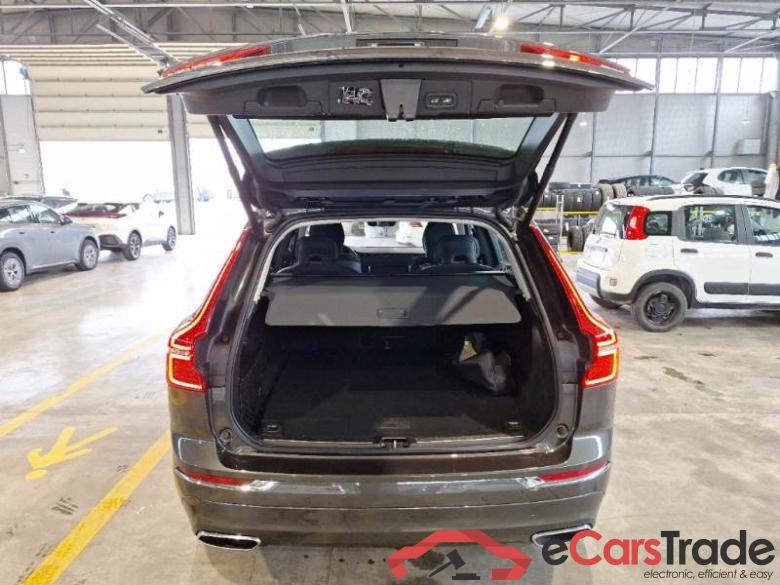 VOLVO XC60 / 2017 / 5P / SUV T6 PLUG-IN AWD AUTO RECHARGE INS. EXP #5