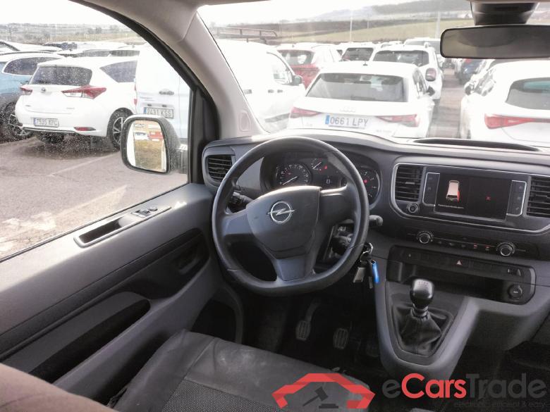 OPEL Vivaro / 2019 / 4P / furgón 1.5 D 88kW (120CV) M Std Express M.P. DC #3
