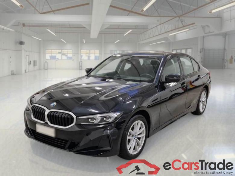 BMW SERIE 3 / 2022 / 4P / BERLINA 318D 48V AUTO #1