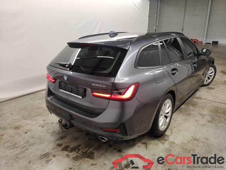 BMW 3 Reeks Touring 330e (215 kW) 5d #2