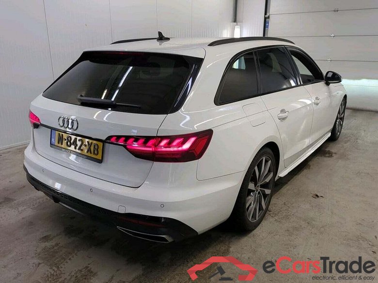 AUDI A4 Avant 35 TFSI S ed. Comp. #2