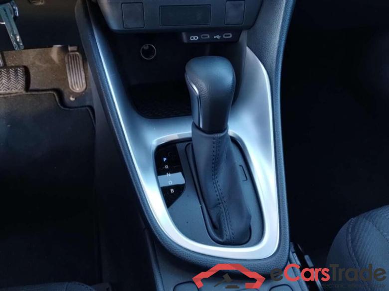 TOYOTA YARIS 1.5 Hybrid 115 Active #6
