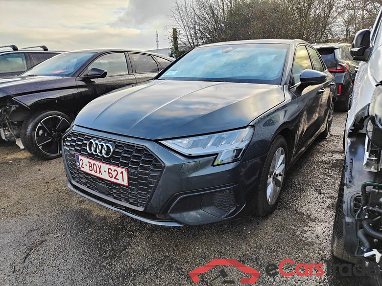 Audi A3 Sportback 1.5 35 TFSi 110kW 5d !! damaged car !! #1