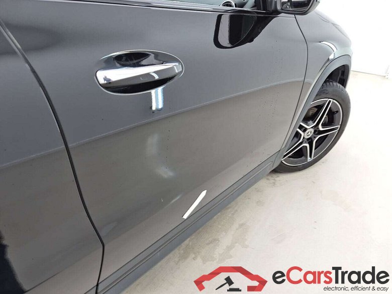 MERCEDES-BENZ GLA 250E AMG LINE DCT #4