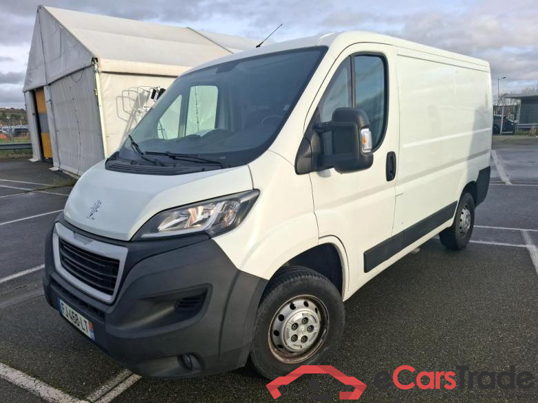 PEUGEOT Boxer VU 4p Fourgon BLUEHDI 130 PREMIUM PA 330 L1H1