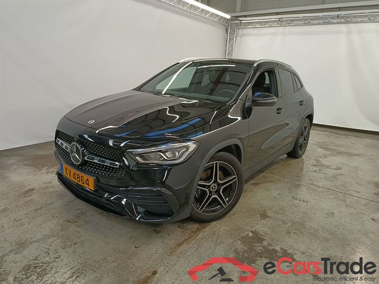MERCEDES CLASSE GLA DIESEL - 2020 GLA 200 d 150 business Solution 5d Auto