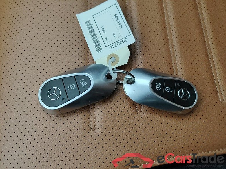 MERCEDES CLASSE C DIESEL 2021 - C220 d 200ch AMG Line Launch Edition 4d Auto #4