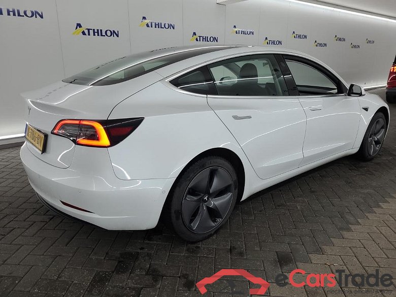 Tesla Model 3 Standard Range Plus RWD 4D 225kW #3