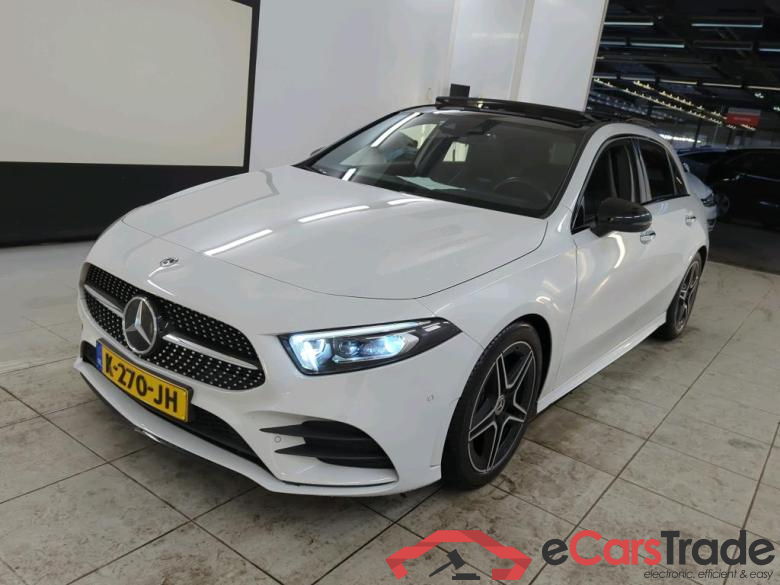 Mercedes-Benz A-Klasse A 180 Business Solution AMG Upgrade DCT 5d  Pano