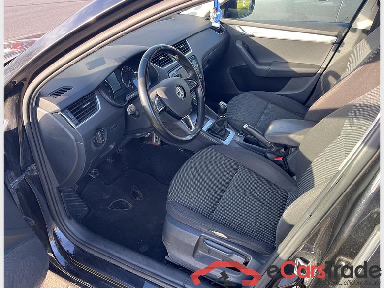 SKODA Octavia Combi OCT.COM AMB TS85/1.0 M6F #3