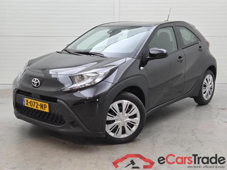 TOYOTA Aygo X 1.0 VVT-i S-CVT Play