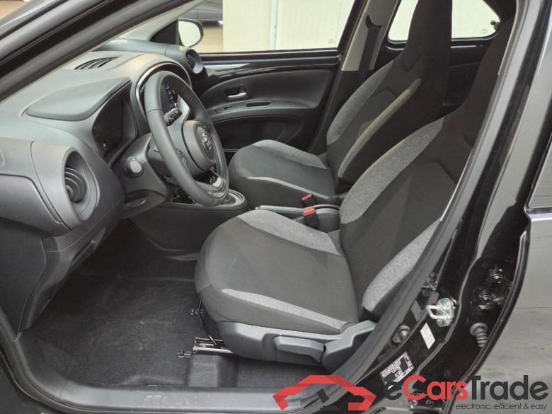 TOYOTA Aygo X 1.0 VVT-i S-CVT Play #5