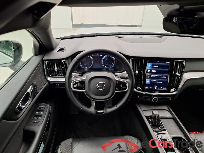 Volvo, V60 '18, Volvo V60 B3 R-Design DCT 5d #5