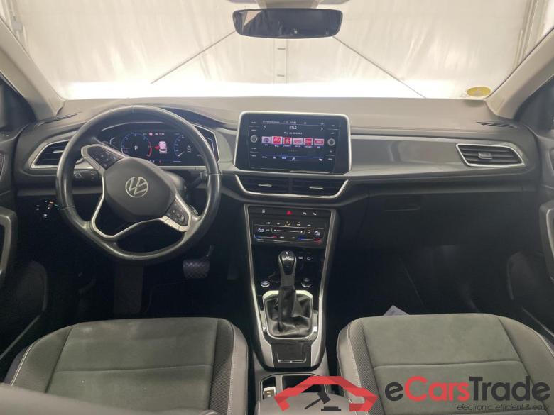 VOLKSWAGEN T-Roc / 2021 / 5P / SUV 2.0 TDI 150 STYLE DSG7 #5